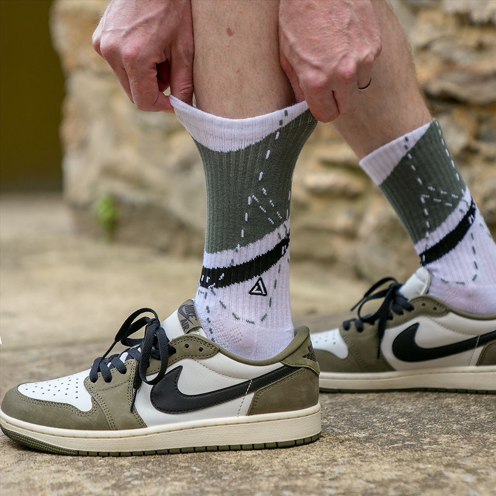 APTHCRY SNKR Socks - Olive 1 - AVBL MRKT (3)