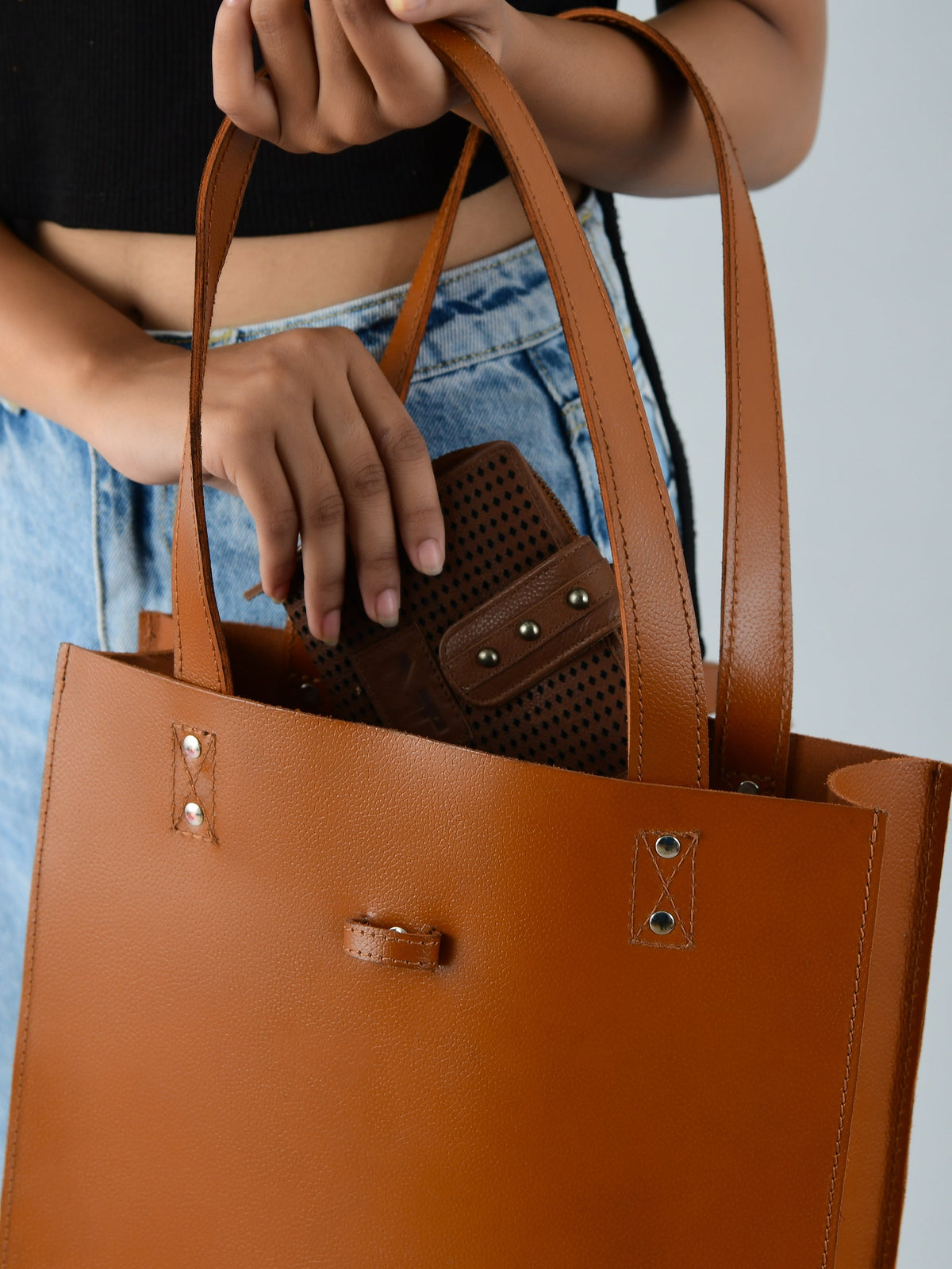 Classy Leather Bags Chestnut Elegance Leather Tote - AVBL MRKT (11)