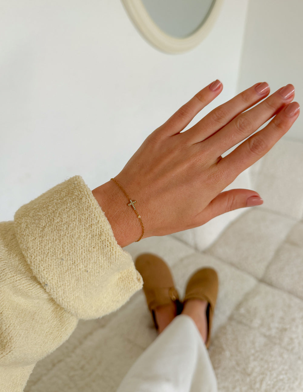 Elevated Faith Dainty Gem Cross Link Bracelet - AVBL MRKT (4)