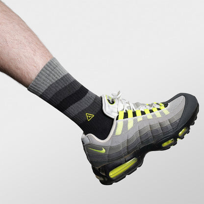 APTHCRY SNKR Socks - AM 95 Neon - AVBL MRKT (1)