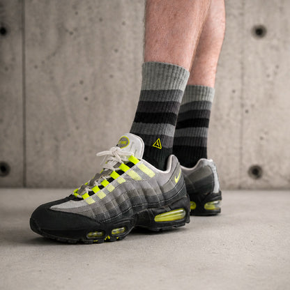 APTHCRY SNKR Socks - AM 95 Neon - AVBL MRKT (2)