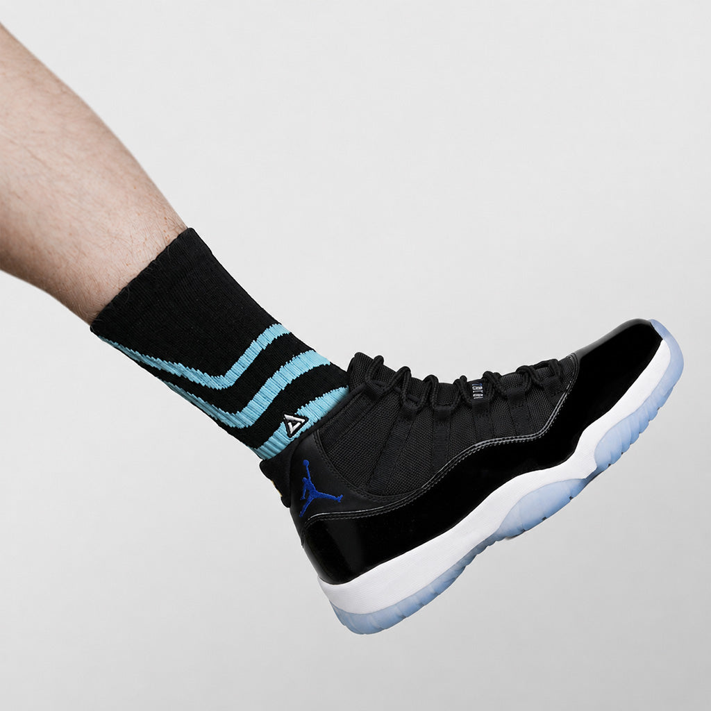 APTHCRY SNKR Socks - Space Jam XI - AVBL MRKT (1)