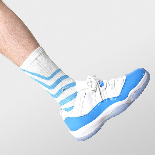 APTHCRY SNKR Socks - UNC XI - AVBL MRKT (1)