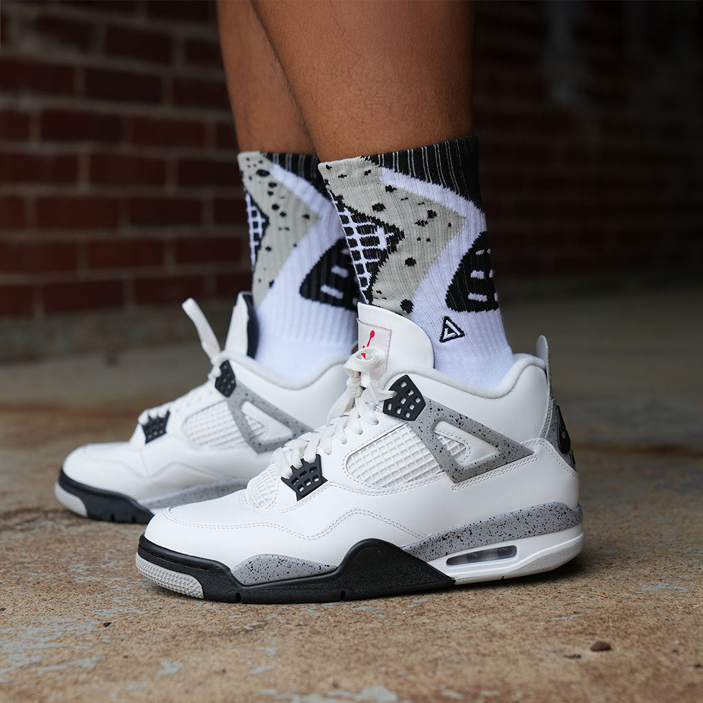 APTHCRY SNKR Socks - White Cement IV - AVBL MRKT (3)