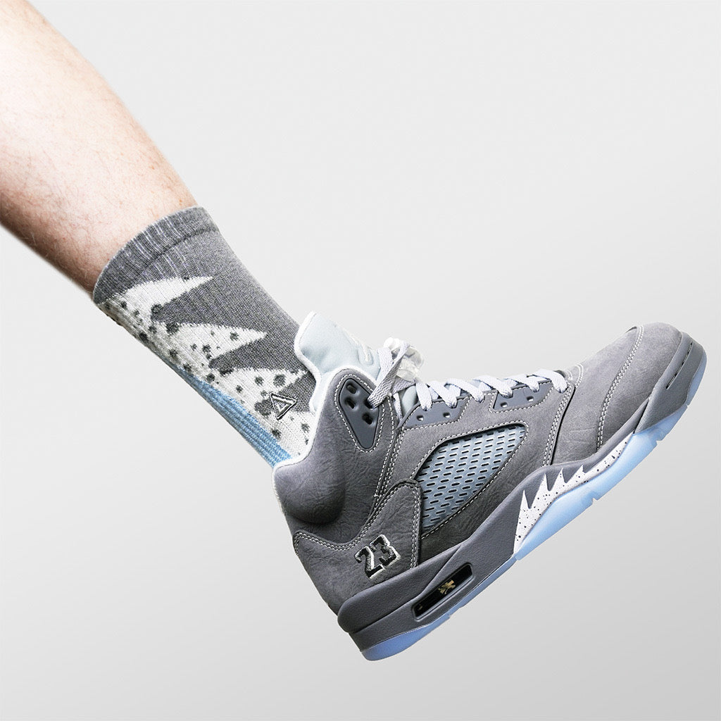 APTHCRY SNKR Socks - Wolf Grey 5 - AVBL MRKT (1)