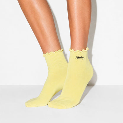 APTHCRY WMNS Lettuce Edge Quarter Socks - Butter Yellow - AVBL MRKT (3)