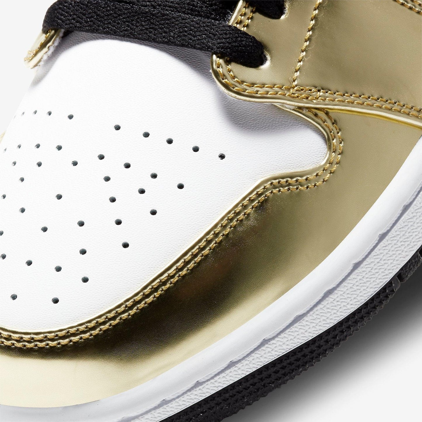 Air Jordan 1 Mid SE 'Metallic Gold' (2020) [DC1419-700] Athletic Basketball Sports Sneakers in Metallic Gold / Black - White for Unisex Adult Mens - AVBL MRKT (7)