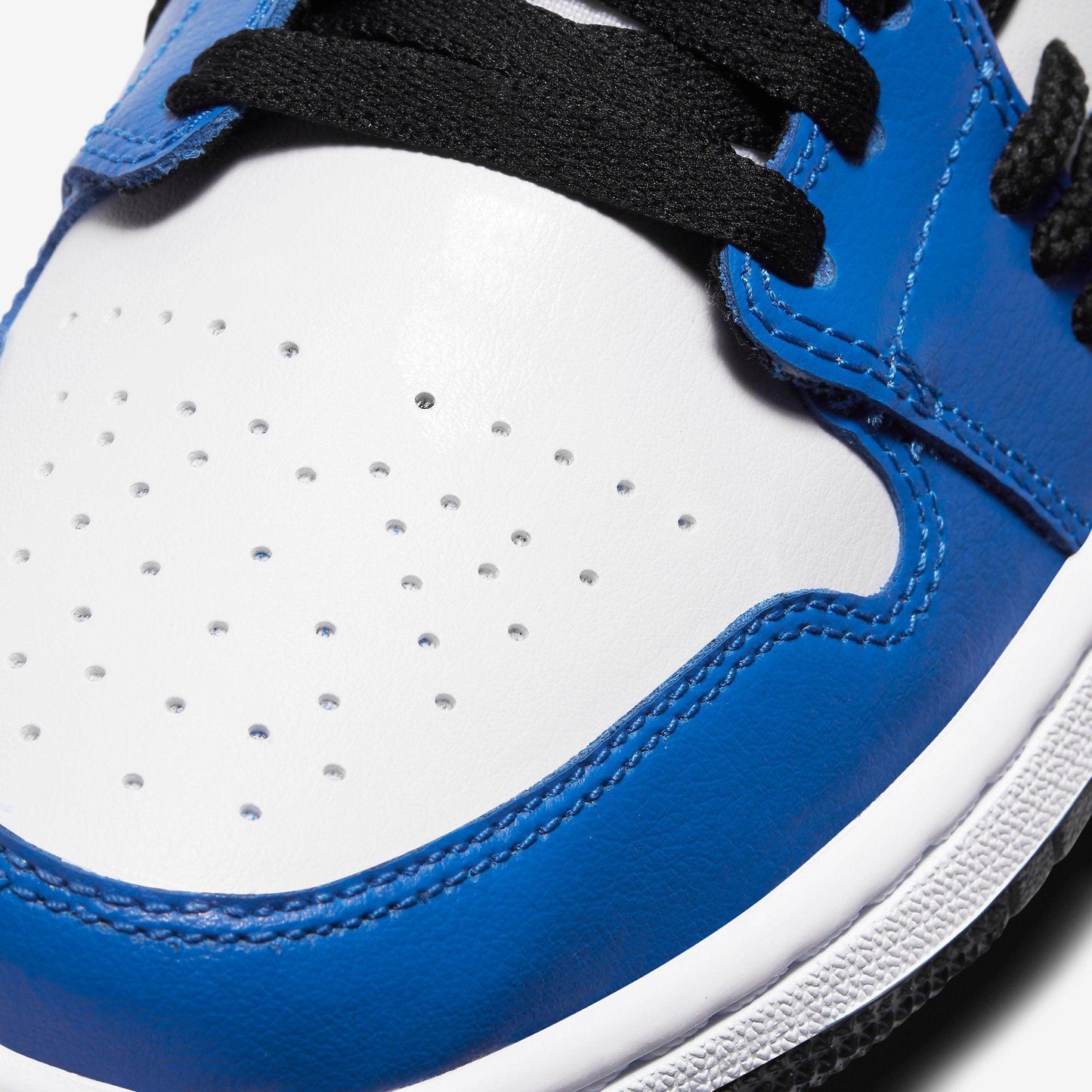 Air Jordan 1 Mid SE 'Sisterhood' (2020) (Womens) [CV0152-401] Athletic Basketball Sports Sneakers in Game Royal / Black - White for Unisex Adult Female Ladies Girls WMNS - AVBL MRKT (7)