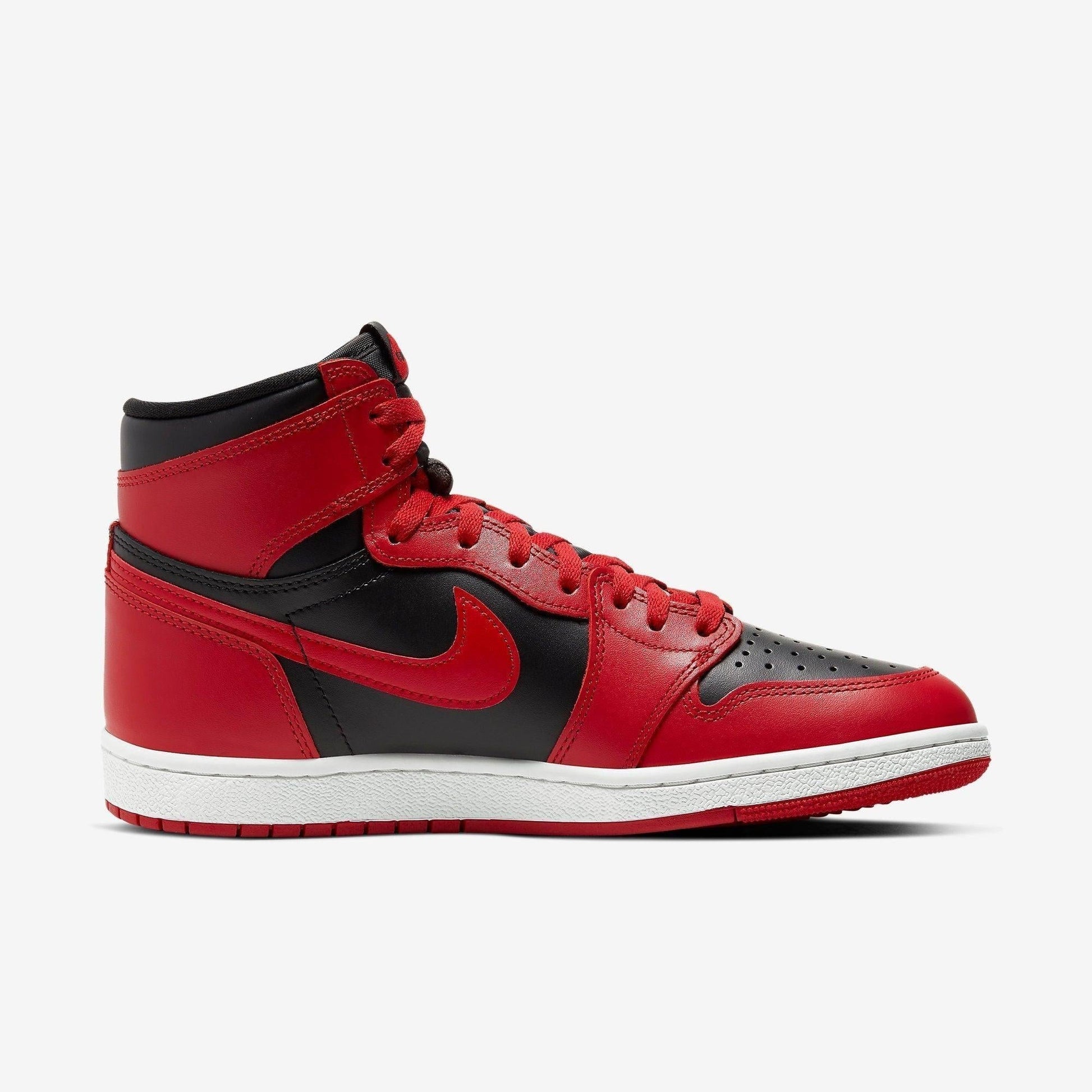 Air Jordan 1 Retro High OG '85 'Varsity Red' (Numbered) (2020) [BQ4422-600] Athletic Basketball Sports Sneakers in Varsity Red / Black - Varsity Red for Unisex Adult Mens - AVBL MRKT (4)