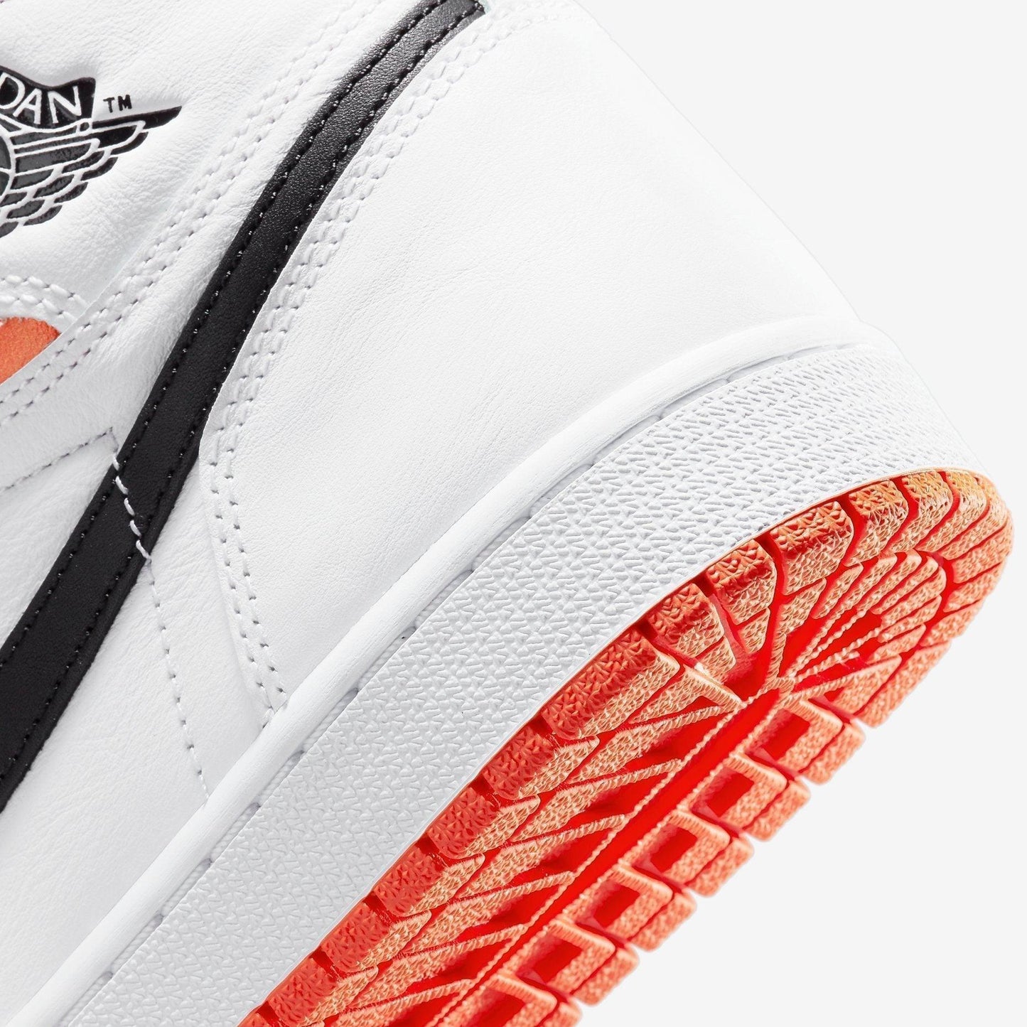 Air Jordan 1 Retro High OG 'Electro Orange' (2021) [555088-180] Athletic Basketball Sports Sneakers in White / Black - Electro Orange for Unisex Adult Mens - AVBL MRKT (8)