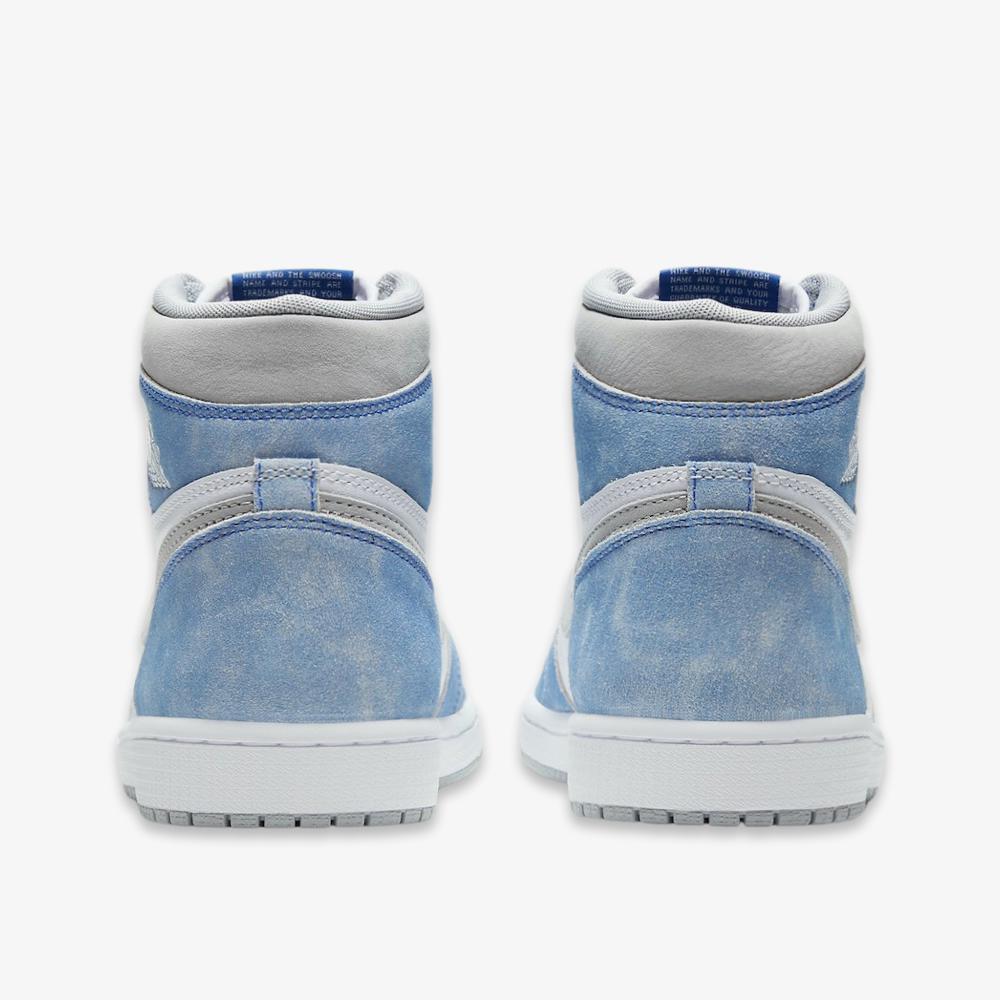 Air Jordan 1 Retro High OG 'Hyper Royal' (2021) [555088-402] Athletic Basketball Sports Sneakers in Hyper Royal / White for Unisex Adult Mens - AVBL MRKT (6)