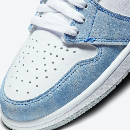 Air Jordan 1 Retro High OG 'Hyper Royal' (2021) [555088-402] Athletic Basketball Sports Sneakers in Hyper Royal / White for Unisex Adult Mens - AVBL MRKT (7)