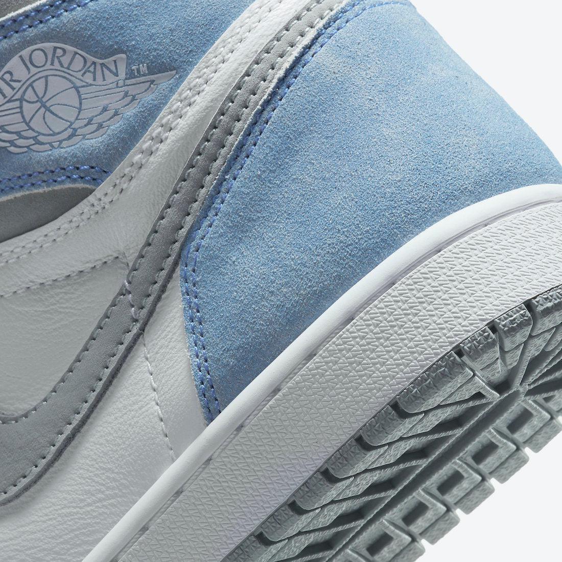 Air Jordan 1 Retro High OG 'Hyper Royal' (2021) [555088-402] Athletic Basketball Sports Sneakers in Hyper Royal / White for Unisex Adult Mens - AVBL MRKT (8)