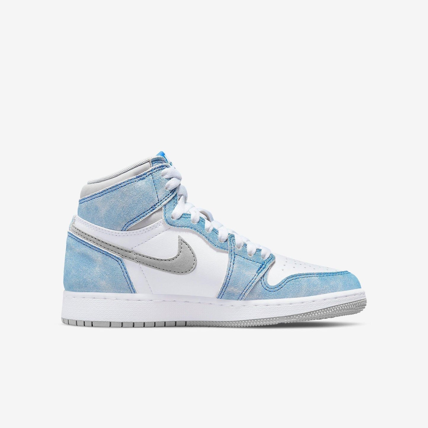 Air Jordan 1 Retro High OG 'Hyper Royal' (2021) (GS) [575441-402] Athletic Basketball Sports Sneakers in Hyper Royal / White for Unisex Youth Kids Junior Boys Girls - AVBL MRKT (4)