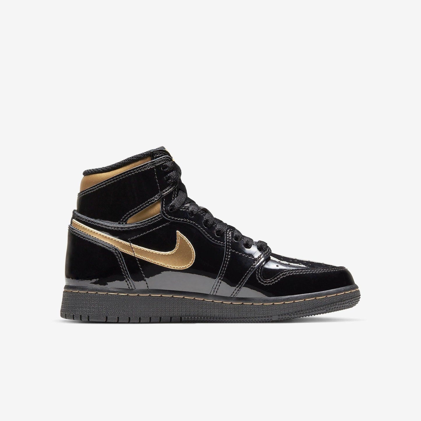 Air Jordan 1 Retro High OG 'Metallic Gold' (2020) (GS) [575441-032] Athletic Basketball Sports Sneakers in Black / Metallic Gold for Unisex Youth Kids Junior Boys Girls - AVBL MRKT (4)