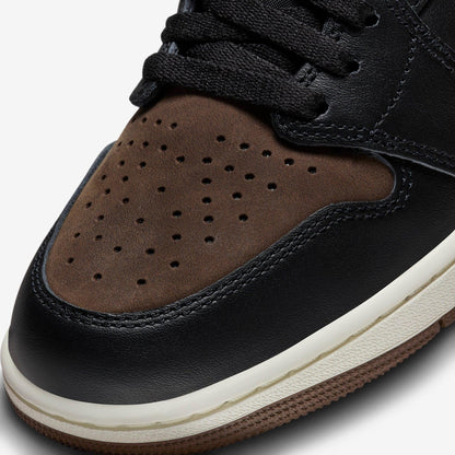 Air Jordan 1 Retro High OG 'Palomino' (2023) [DZ5485-020] Athletic Basketball Sports Sneakers in Black / Metallic Gold - Palomino - Sail for Unisex Adult Mens - AVBL MRKT (7)