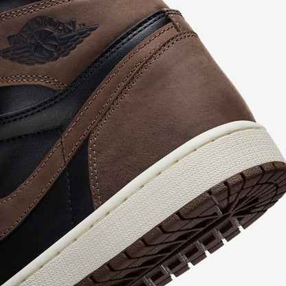 Air Jordan 1 Retro High OG 'Palomino' (2023) [DZ5485-020] Athletic Basketball Sports Sneakers in Black / Metallic Gold - Palomino - Sail for Unisex Adult Mens - AVBL MRKT (8)