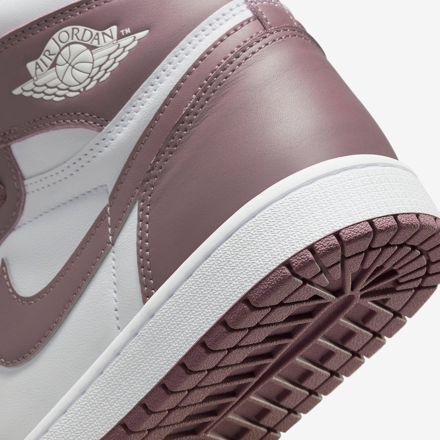 Air Jordan 1 Retro High OG 'Sky J Mauve' (2023) [DZ5485-105] Athletic Basketball Sports Sneakers in White / Sky J Mauve - White for Unisex Adult Mens - AVBL MRKT (8)