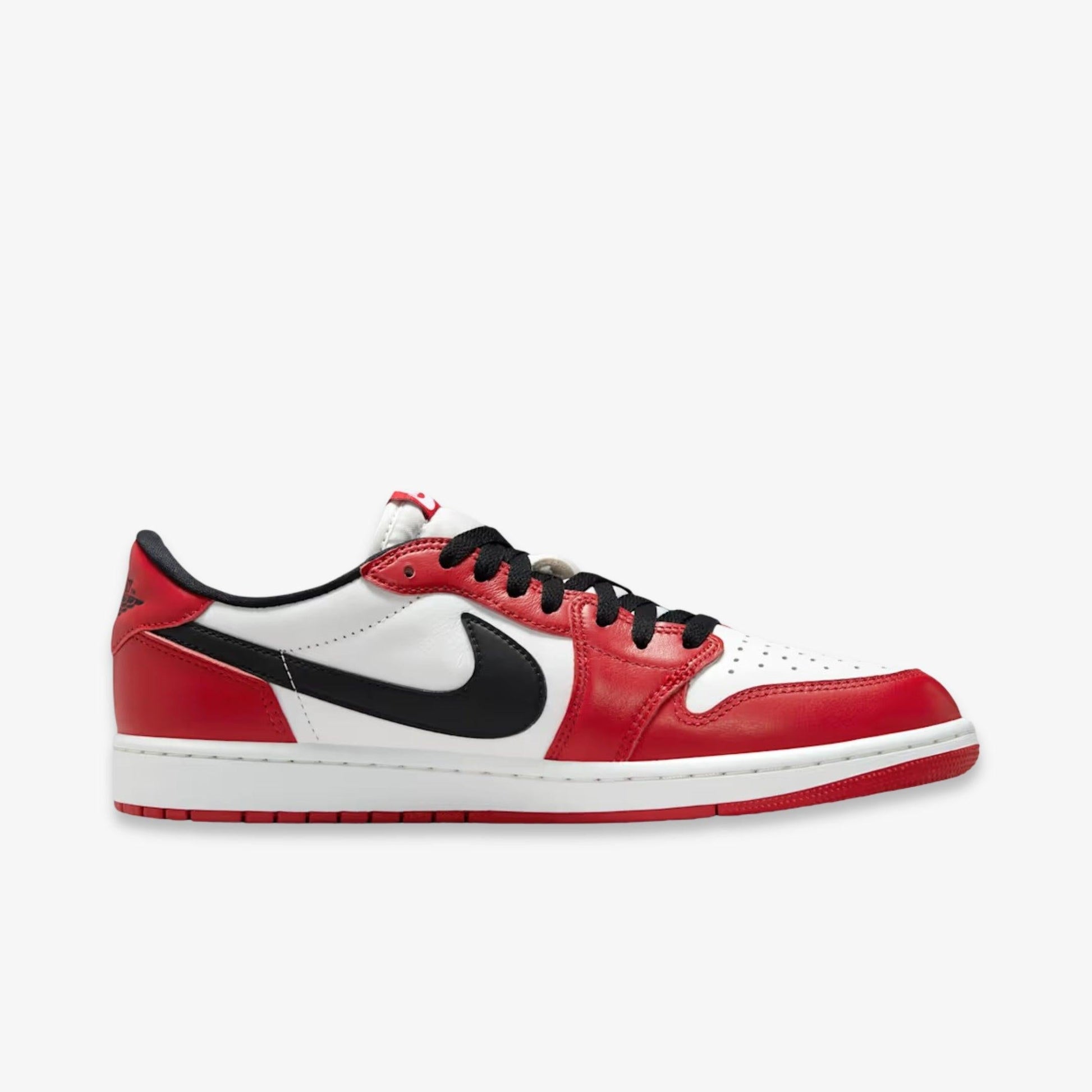 Air Jordan 1 Retro Low OG 'Chicago' (2025) [HQ6998-600] Athletic Basketball Sports Sneakers in Varsity Red / Black - Summit White for Unisex Adult Mens - AVBL MRKT (4)