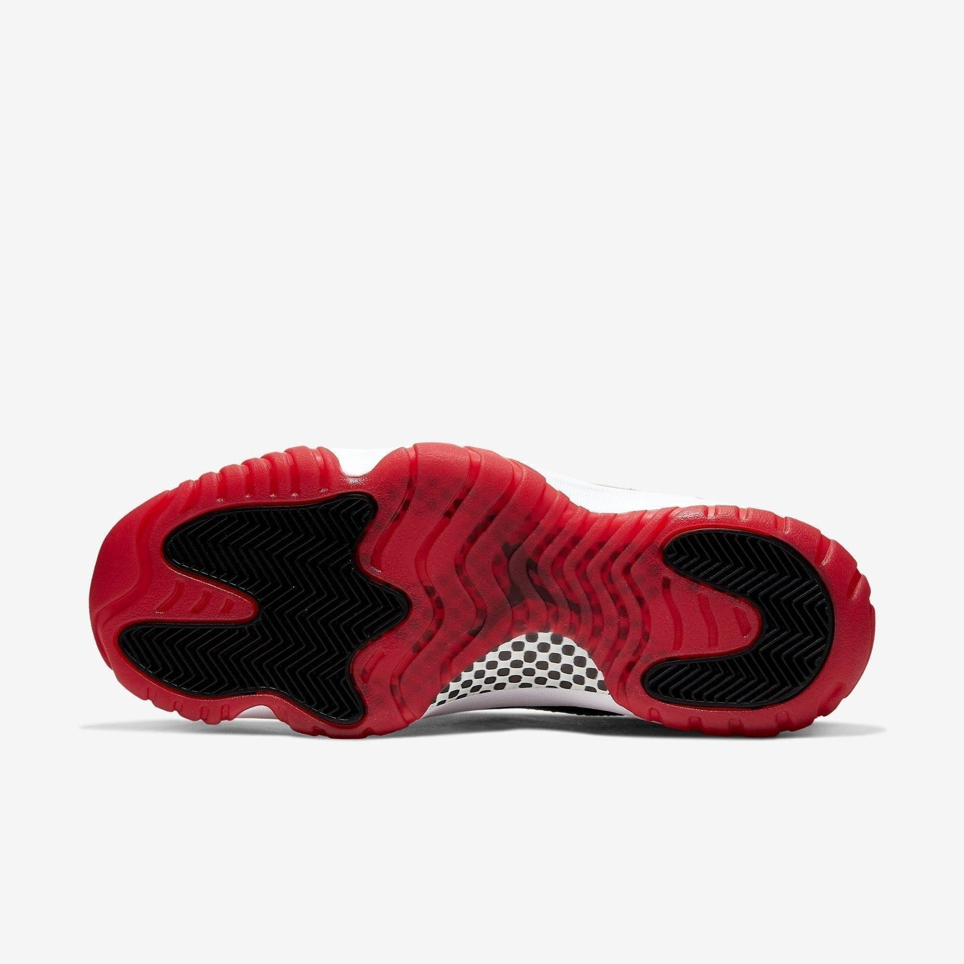 Air Jordan 11 Retro 'Playoffs / Bred' (2019) - AVBL MRKT (6)