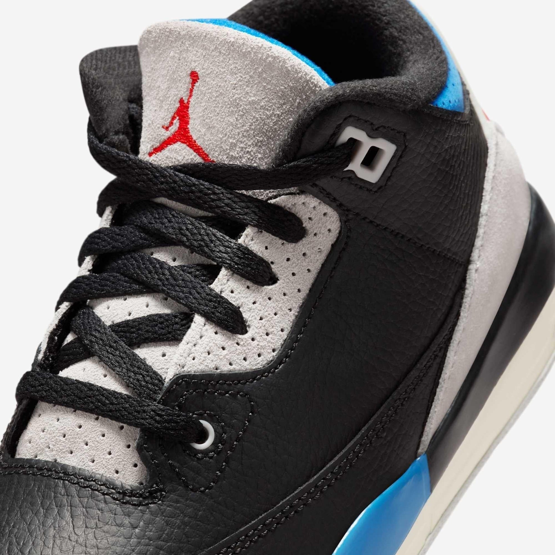 Air Jordan 3 Retro OG 'Rare Air' (2025) (PS) [IB8969-004] Athletic Basketball Sports Sneakers in Black / Chile Red - Neutral Grey - Military Blue for Unisex Little Kids Pre-School Boys Girls - AVBL MRKT (7)