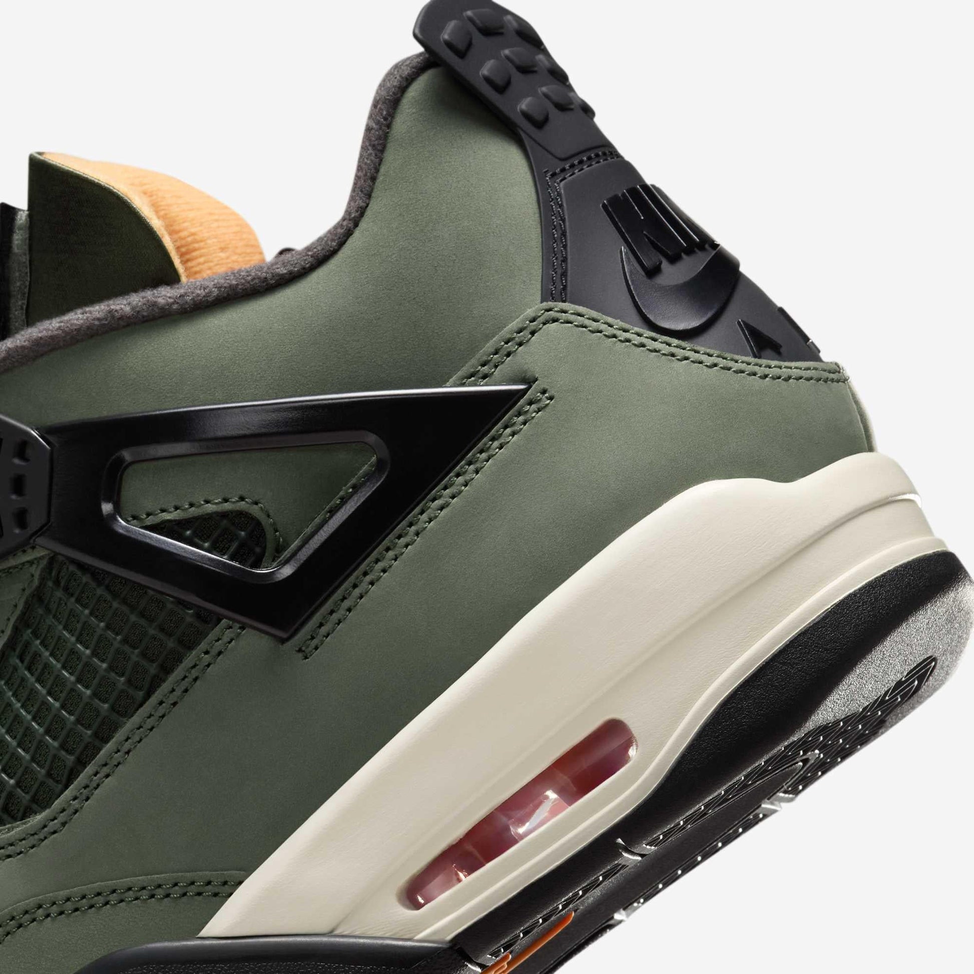 Air Jordan 4 Retro OG SP x UNDFTD / Undefeated 'Deep Green' (2025) [IB1519-200] Athletic Basketball Sports Sneakers in Deep Green / Clementine - Black for Unisex Adult Mens - AVBL MRKT (9)