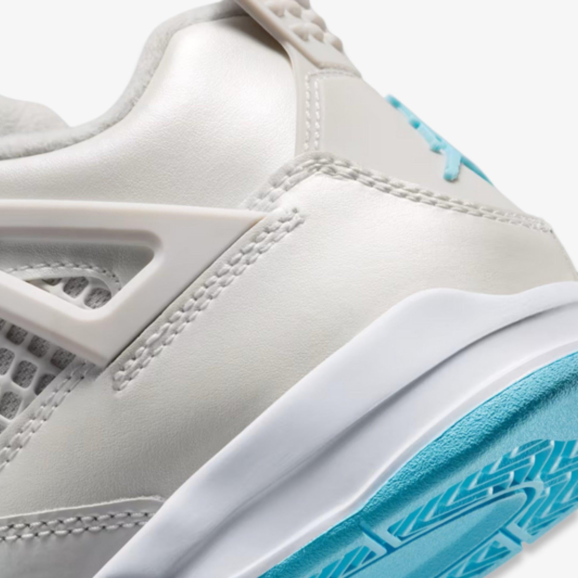 Air Jordan 4 Retro 'Photon Dust' (2025) (PS) [HV4682-014] Athletic Basketball Sports Sneakers in Photon Dust / Flat Pewter - White - Blue Chill for Unisex Little Kids Pre-School Boys Girls - AVBL MRKT (8)