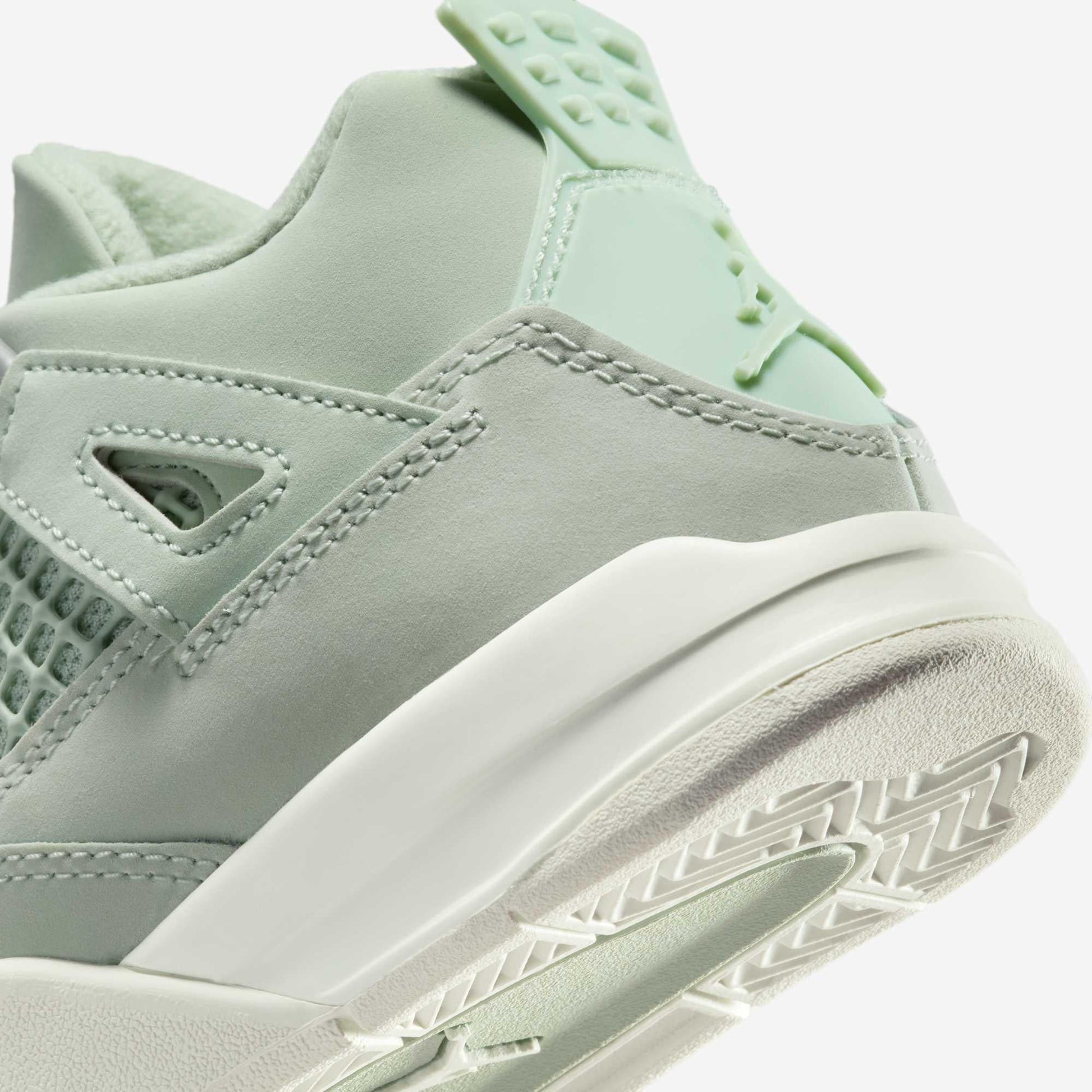 Air Jordan 4 Retro 'Seafoam / Abundance' (2025) (PS) [HV4385-003] Athletic Basketball Sports Sneakers in Seafoam / Sail - Metallic Silver for Unisex Little Kids Pre-School Boys Girls - AVBL MRKT (8)