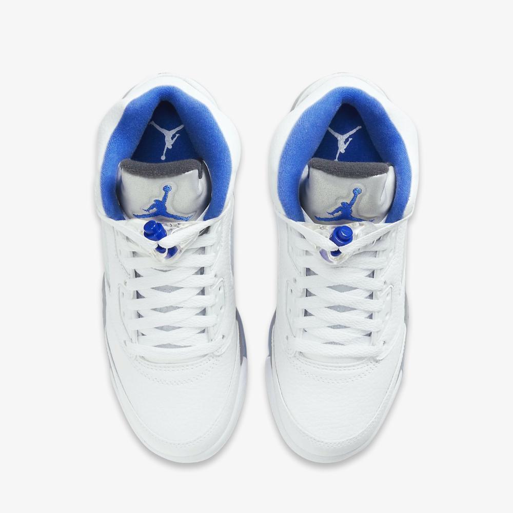 Air Jordan 5 Retro 'Stealth' (2021) (GS) [440888-140] Athletic Basketball Sports Sneakers in White / Hyper Royal - Stealth for Unisex Youth Kids Junior Boys Girls - AVBL MRKT (5)
