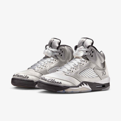 Air Jordan 5 Retro 'Wings / In This House, No One Flies Alone' (2025) (Womens) [IO2038-001] Athletic Basketball Sports Sneakers in Medium Grey / Black - Metallic Silver for Unisex Adult Female Ladies Girls WMNS - AVBL MRKT (1)