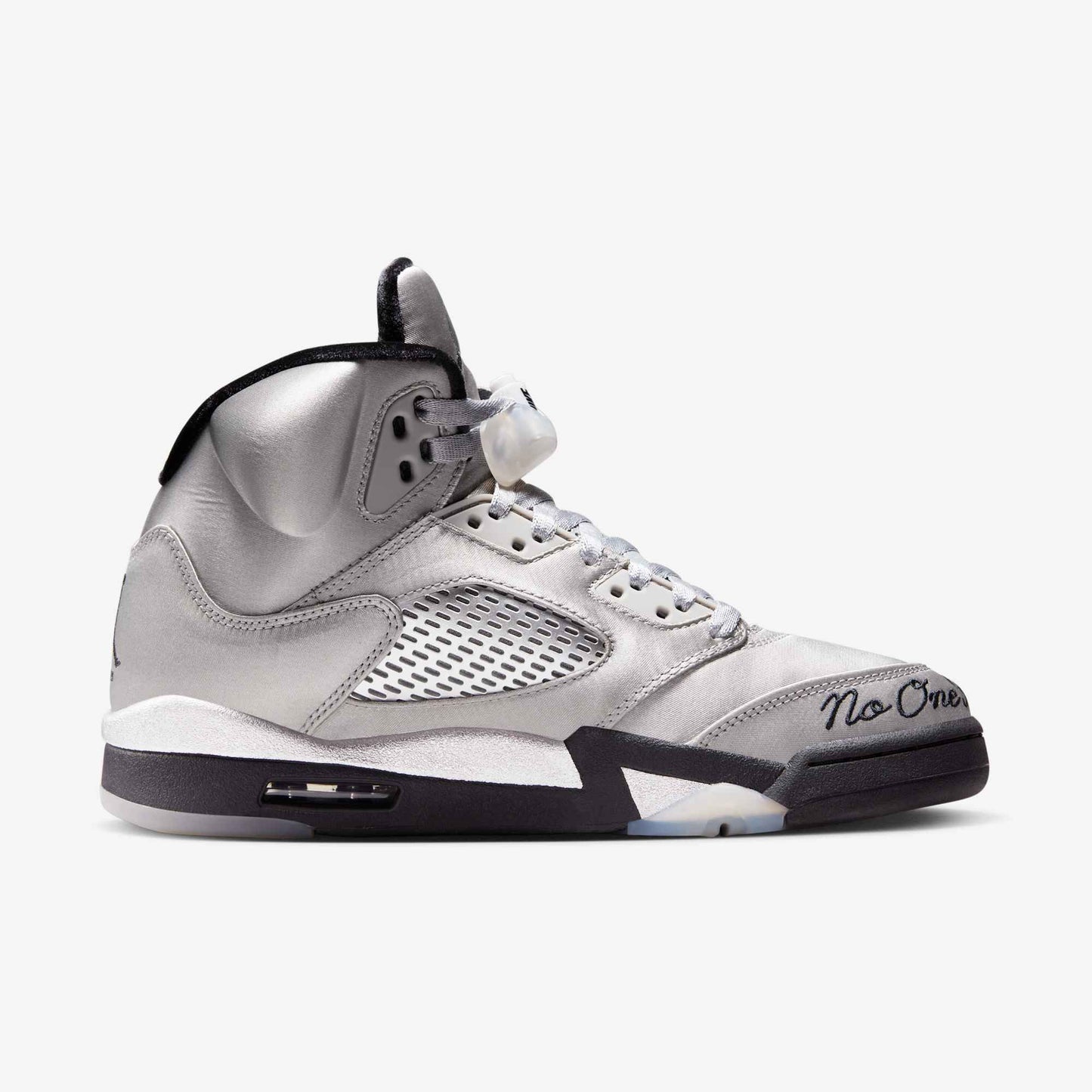 Air Jordan 5 Retro 'Wings / In This House, No One Flies Alone' (2025) (Womens) [IO2038-001] Athletic Basketball Sports Sneakers in Medium Grey / Black - Metallic Silver for Unisex Adult Female Ladies Girls WMNS - AVBL MRKT (4)