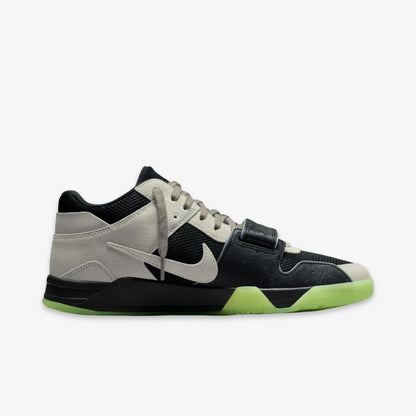 Air Jordan Jumpman Jack TR x Travis Scott x Chase B 'Illusion Green / Coral Chalk' (2025) [IH7971-001] Athletic Training Casual Fashion Sneakers in Black / Night Silver - Anthracite - Illusion Green - Coral Chalk for Unisex Adult Mens - AVBL MRKT (4)