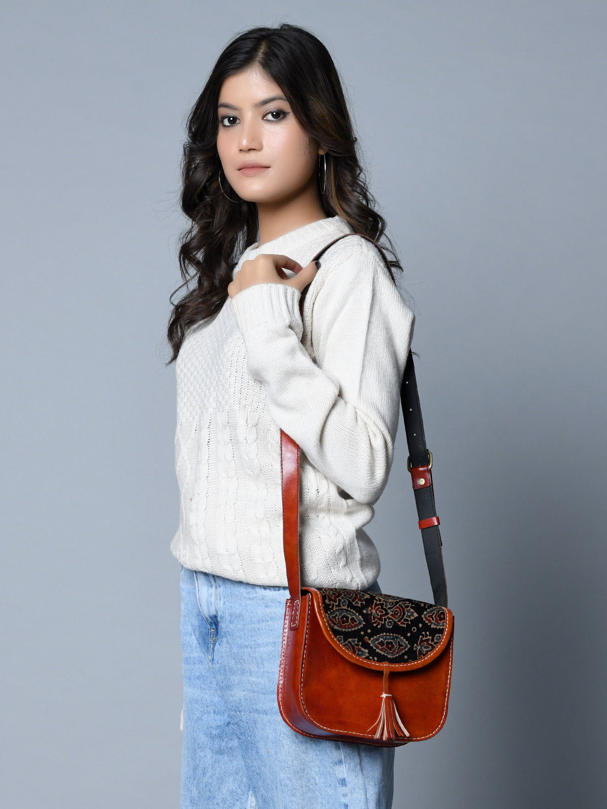 Classy Leather Bags Astounding Ajrakh Ethnic Satchel - AVBL MRKT (5)