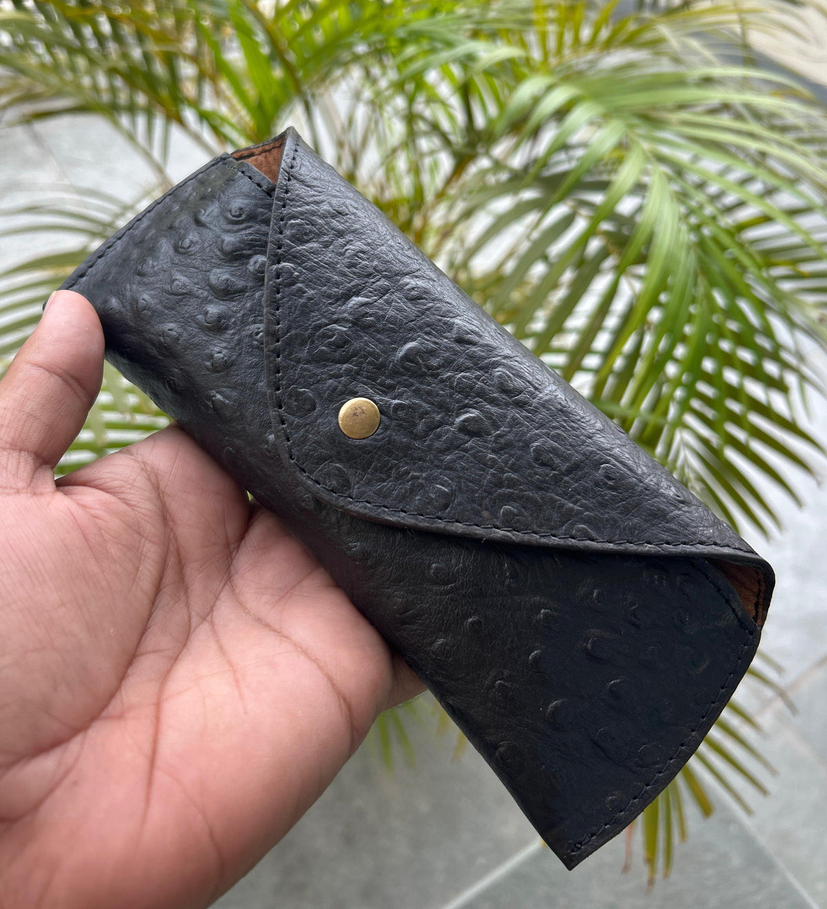 Classy Leather Bags Black Leather Sunglasses Cover - AVBL MRKT (3)