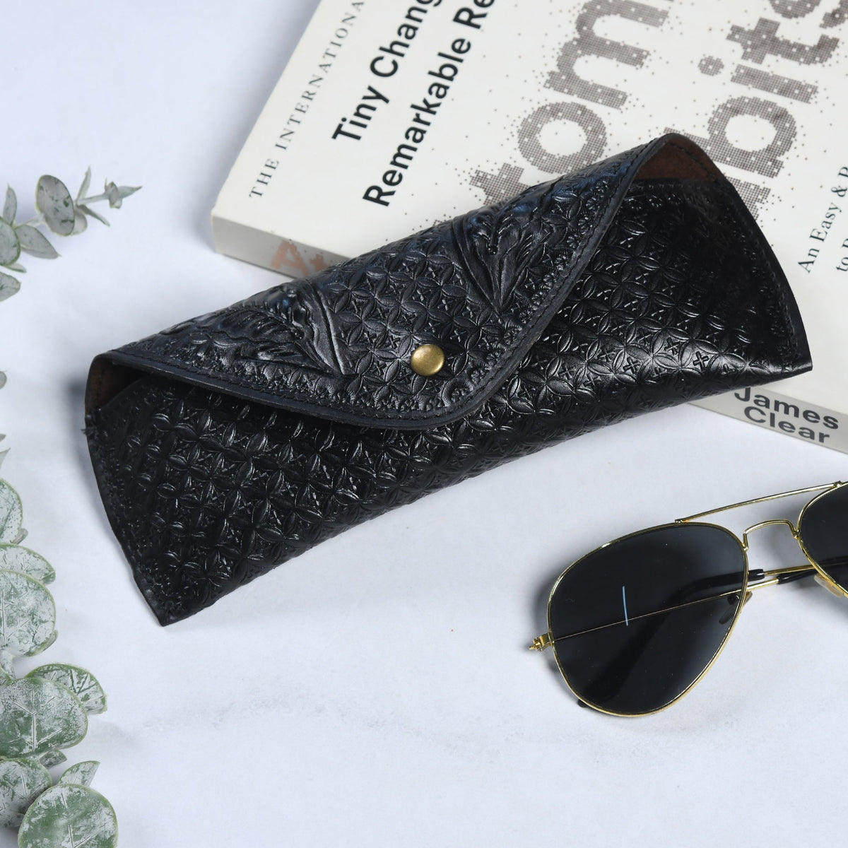 Classy Leather Bags Black Textured Leather Sunglasses Cover - AVBL MRKT (1)