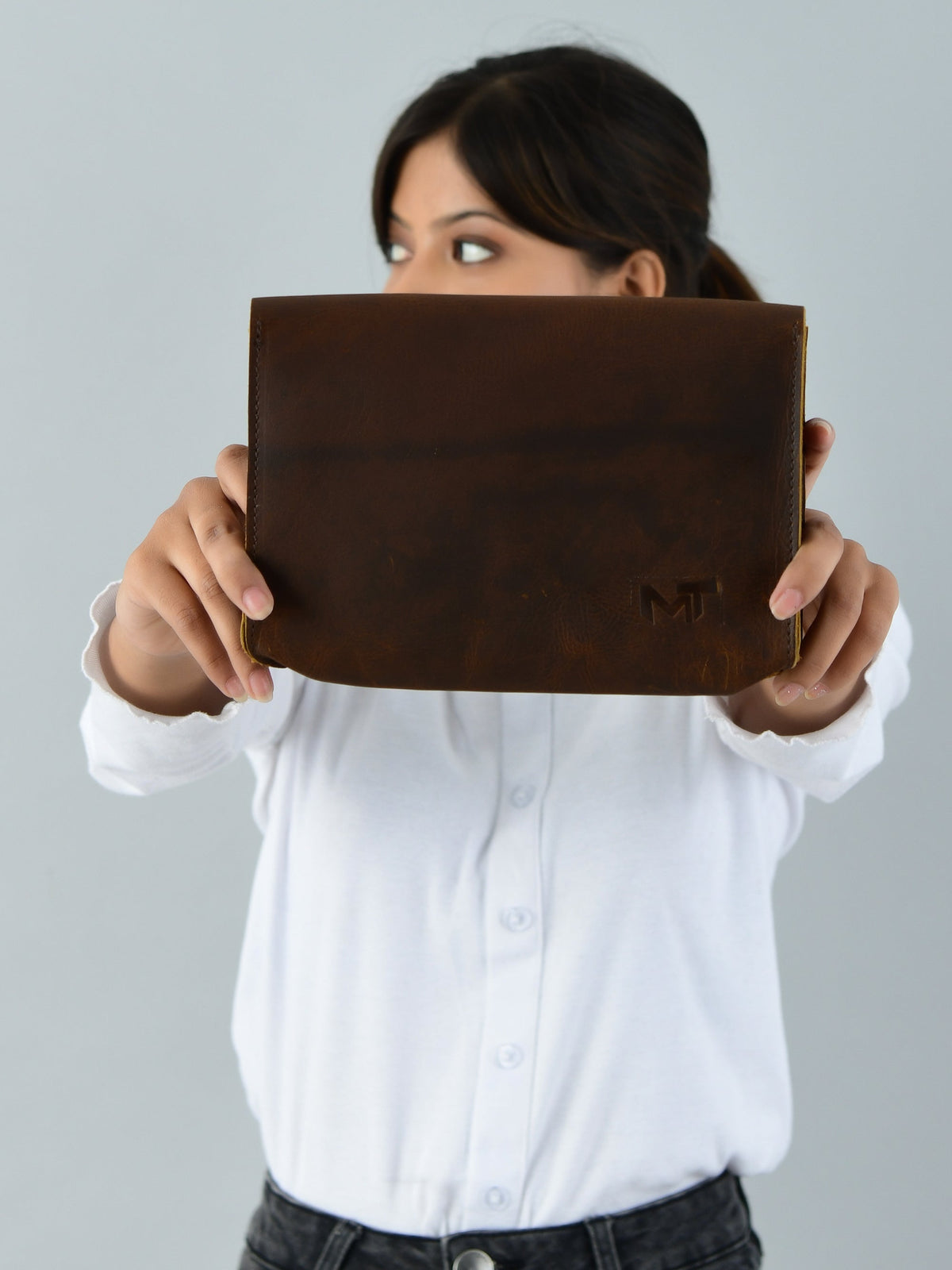 Classy Leather Bags Chic Cocoa Leather Women's Clutch - AVBL MRKT (4)