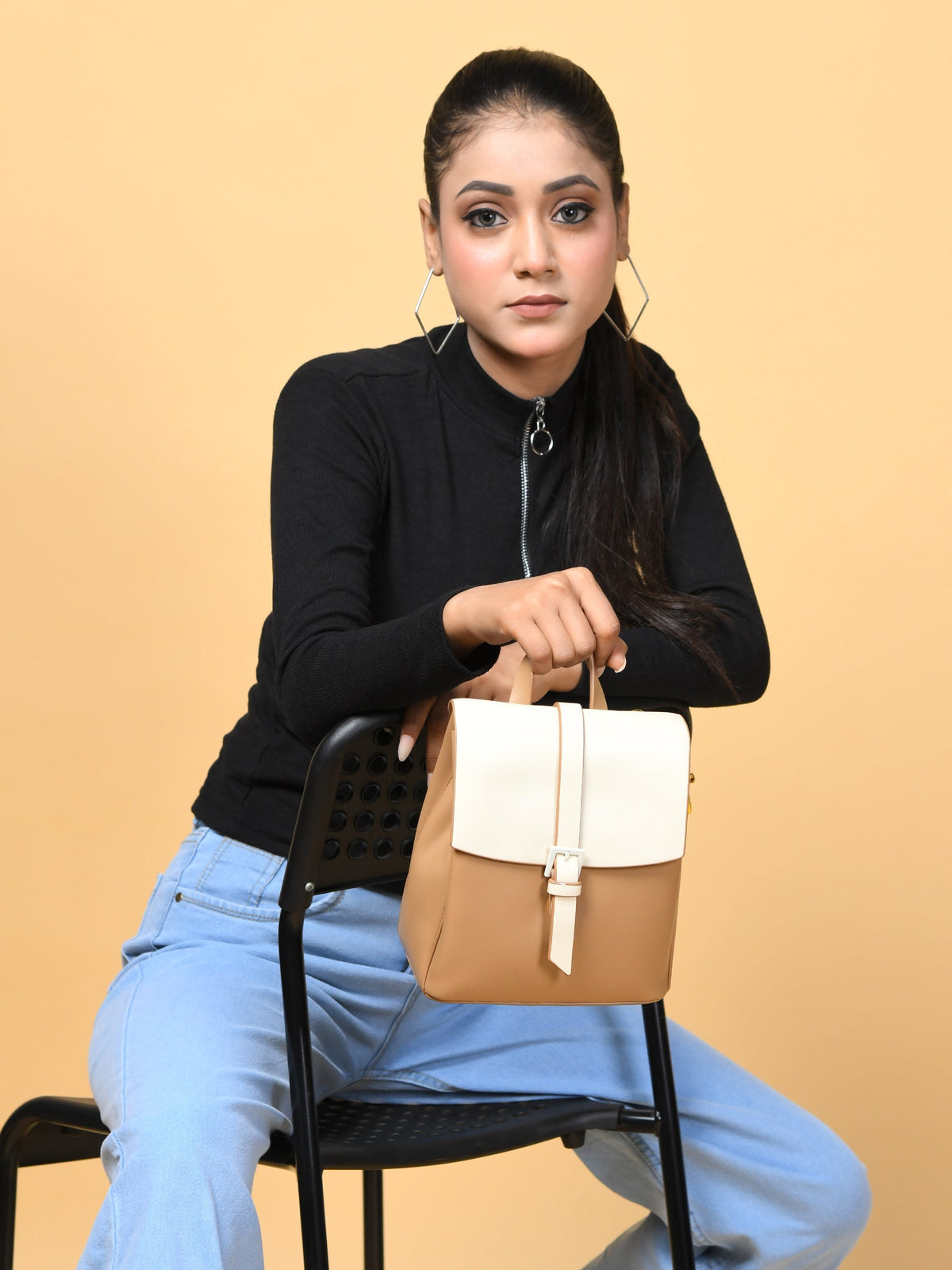 Classy Leather Bags Claire Women's Backpack - Beige - AVBL MRKT (6)