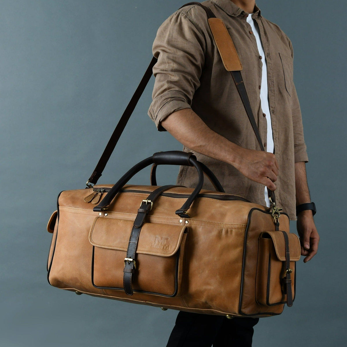 Classy Leather Bags Corpus Travel Duffel - AVBL MRKT (2)