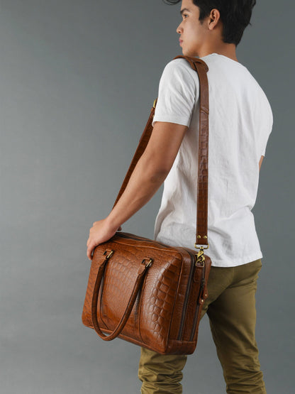 Classy Leather Bags Easton Premium Buffalo Leather Laptop Office Briefcase - AVBL MRKT (5)