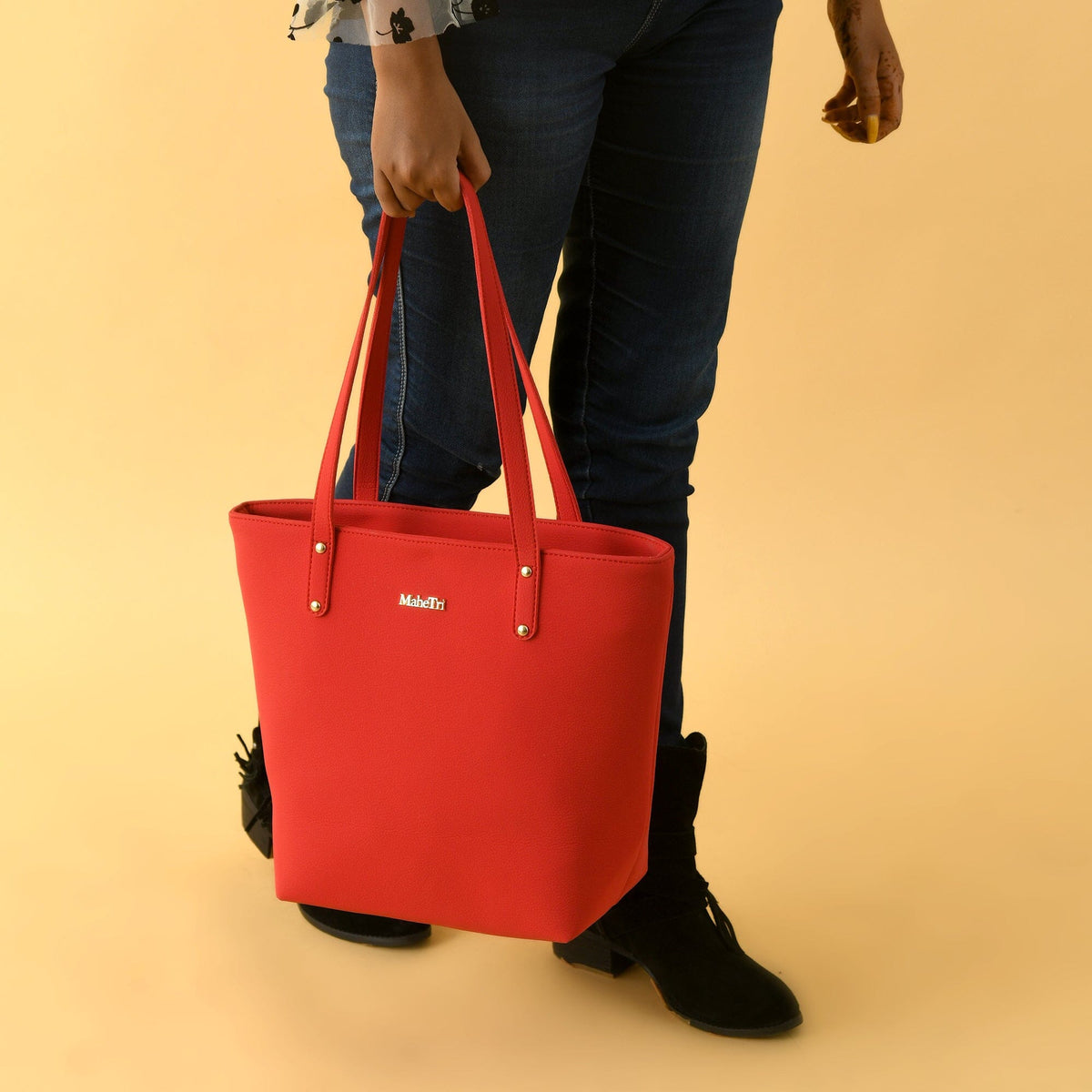 Classy Leather Bags Era Vegan Leather Tote - Coral Red - AVBL MRKT (7)