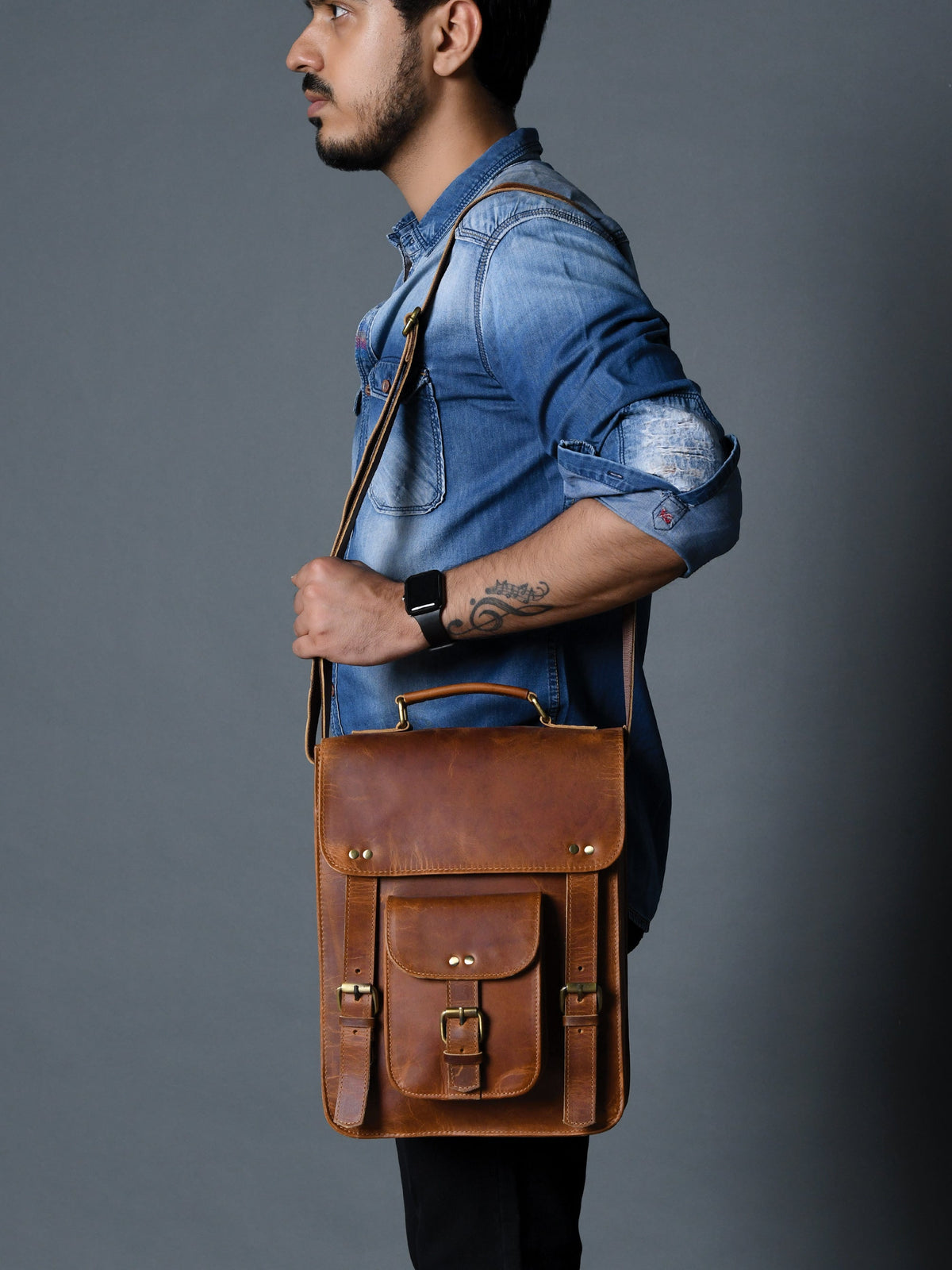 Classy Leather Bags Front Pocket Daily Messenger Bag - AVBL MRKT (9)