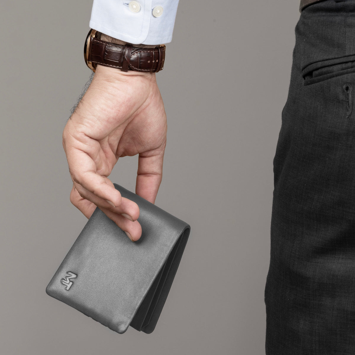 Classy Leather Bags Gray Kodiak Bifold Wallet - AVBL MRKT (1)
