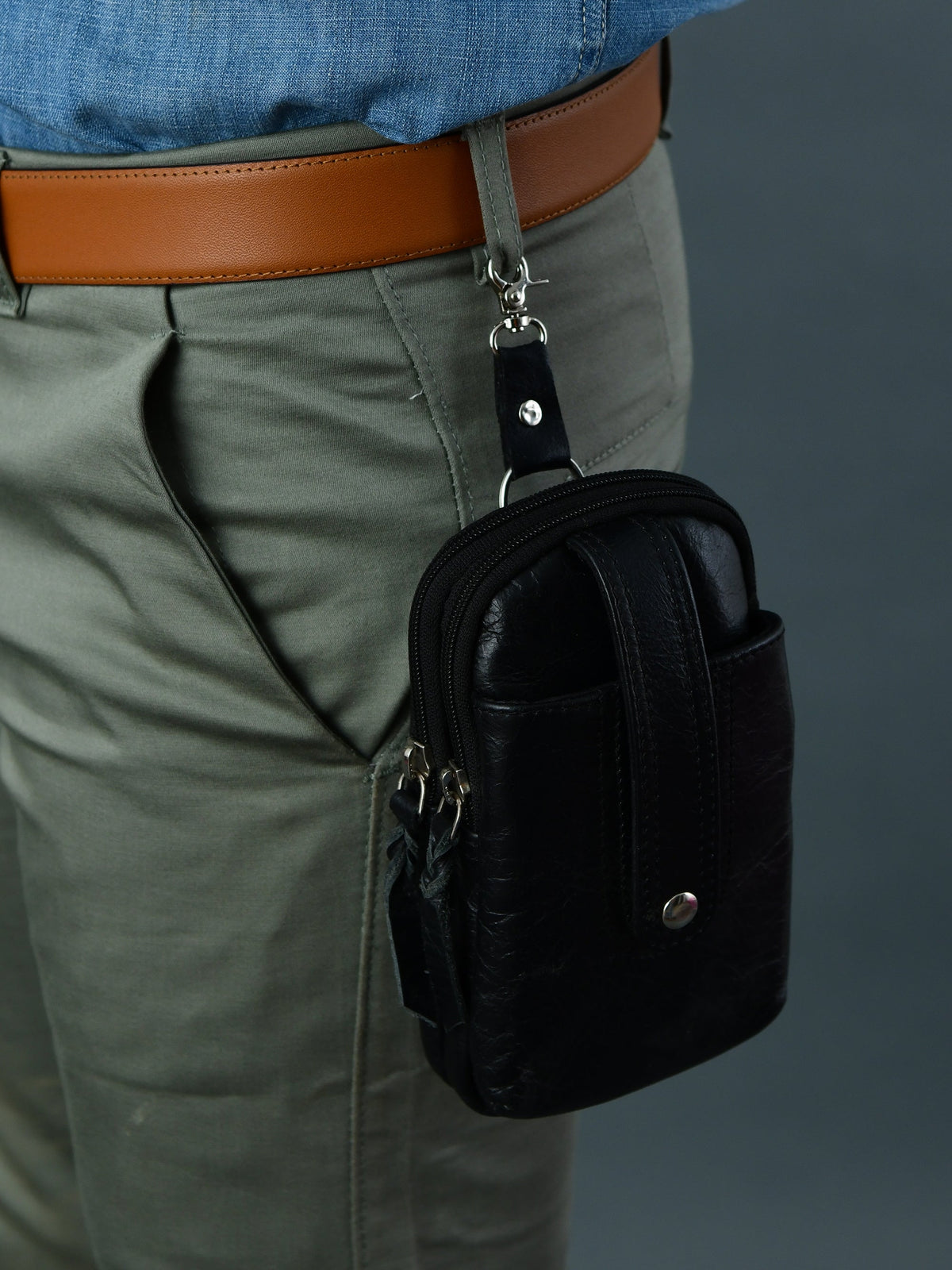 Classy Leather Bags Jet-Set Organizer: Leather Phone Pouch - AVBL MRKT (6)