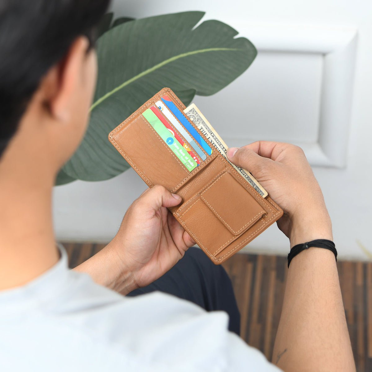 Classy Leather Bags Kairo Slim Bi-Fold Wallet - AVBL MRKT (3)