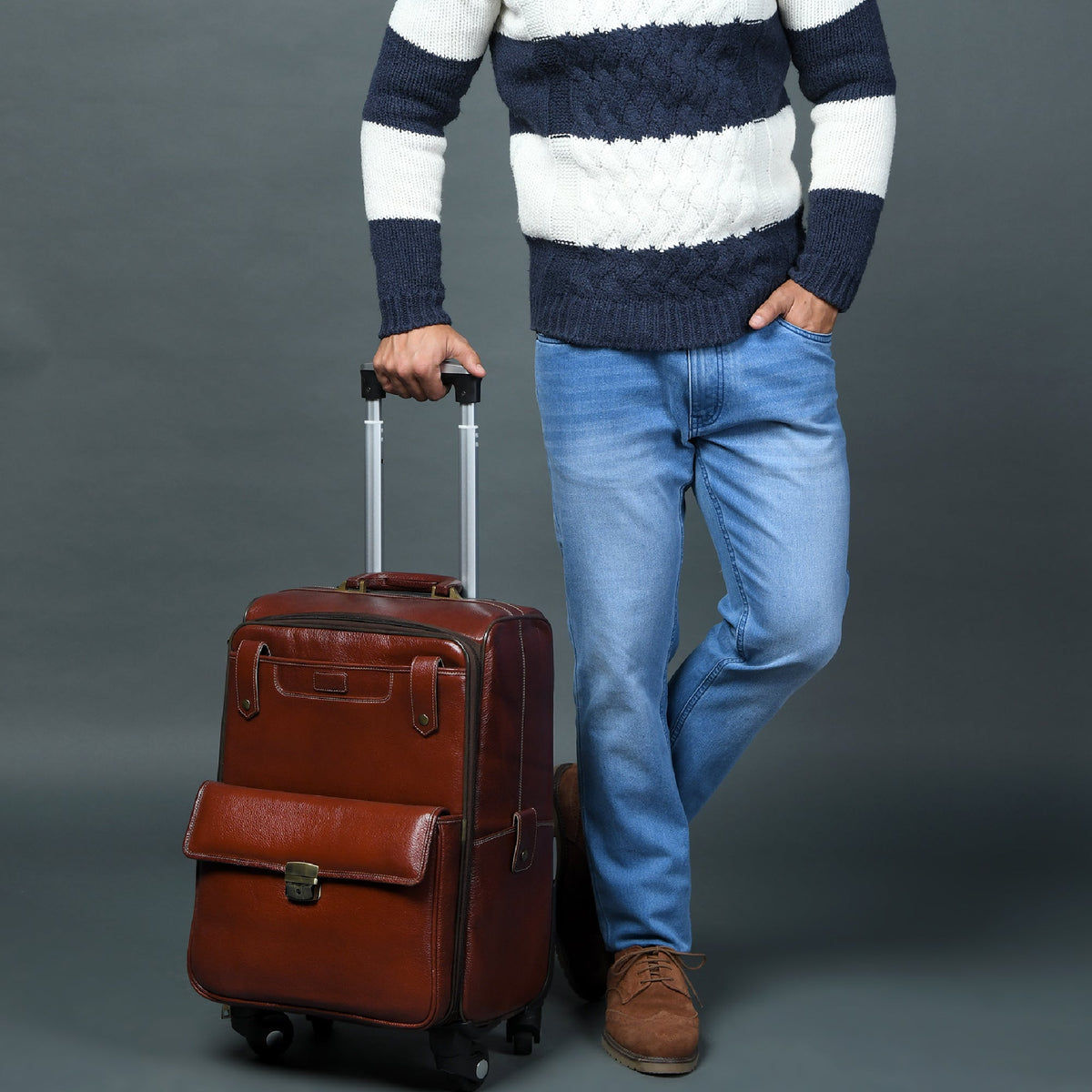 Classy Leather Bags Leather Carry-On Trolly Bag - AVBL MRKT (6)