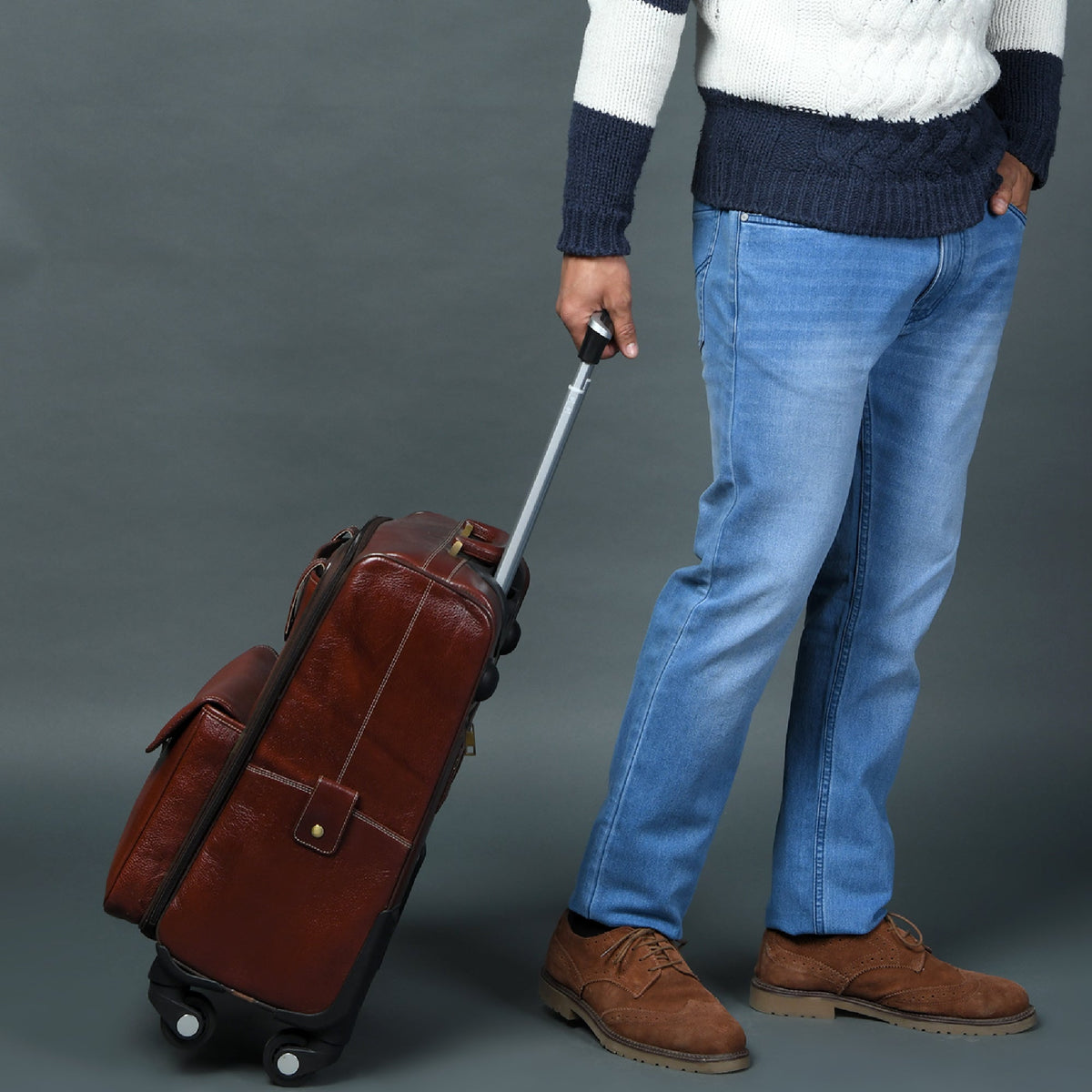 Classy Leather Bags Leather Carry-On Trolly Bag - AVBL MRKT (8)