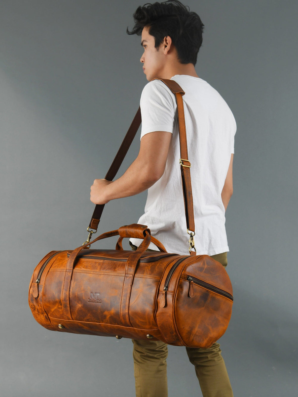 Classy Leather Bags Leather Gym Travel Bag, Round - AVBL MRKT (10)