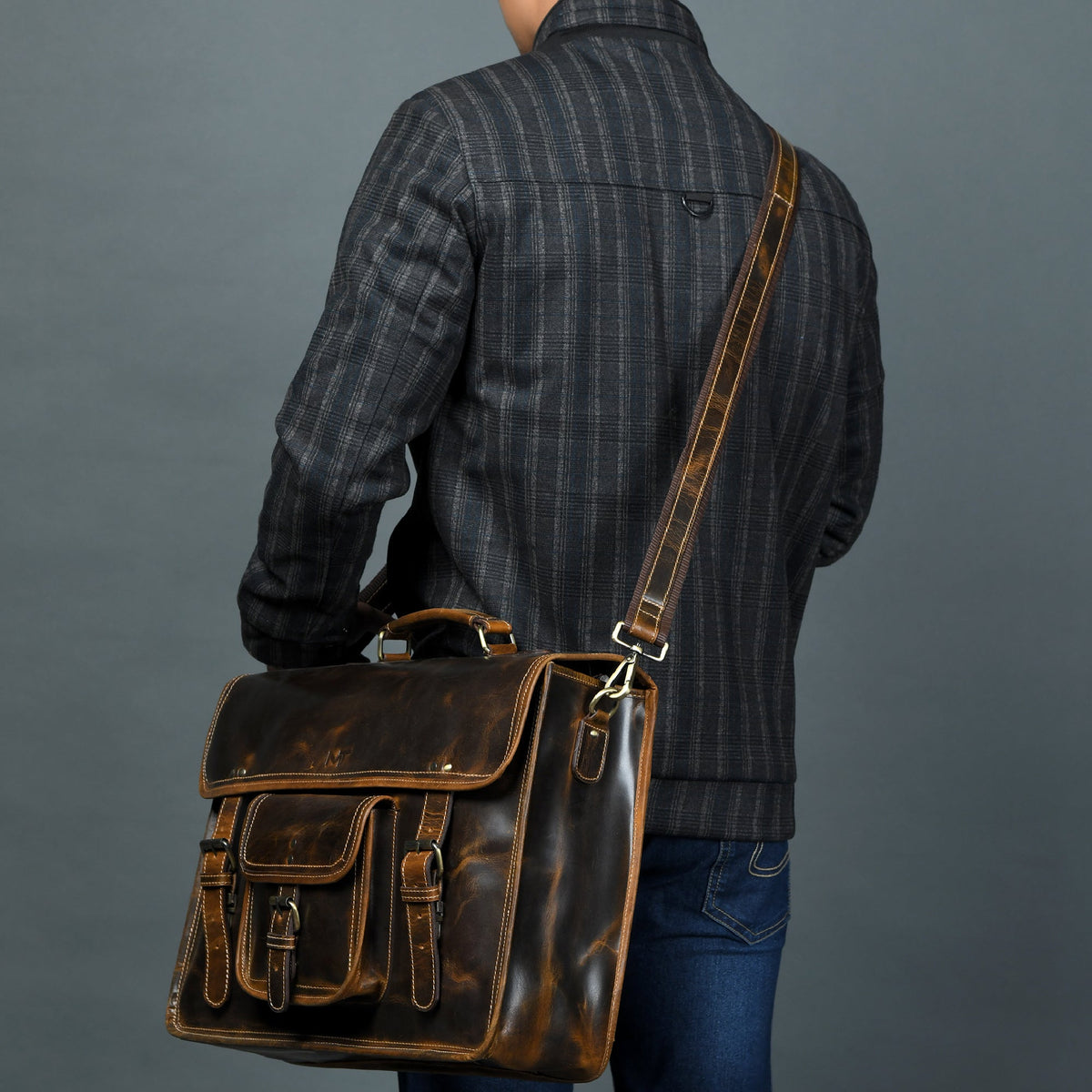 Classy Leather Bags MaheTri Old School - AVBL MRKT (10)