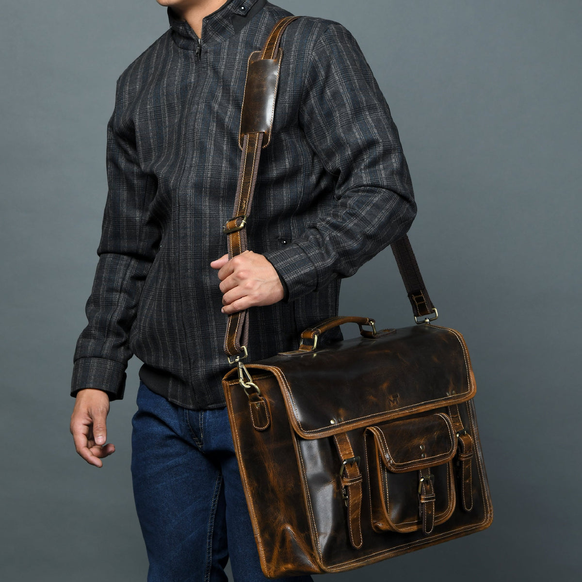 Classy Leather Bags MaheTri Old School - AVBL MRKT (11)