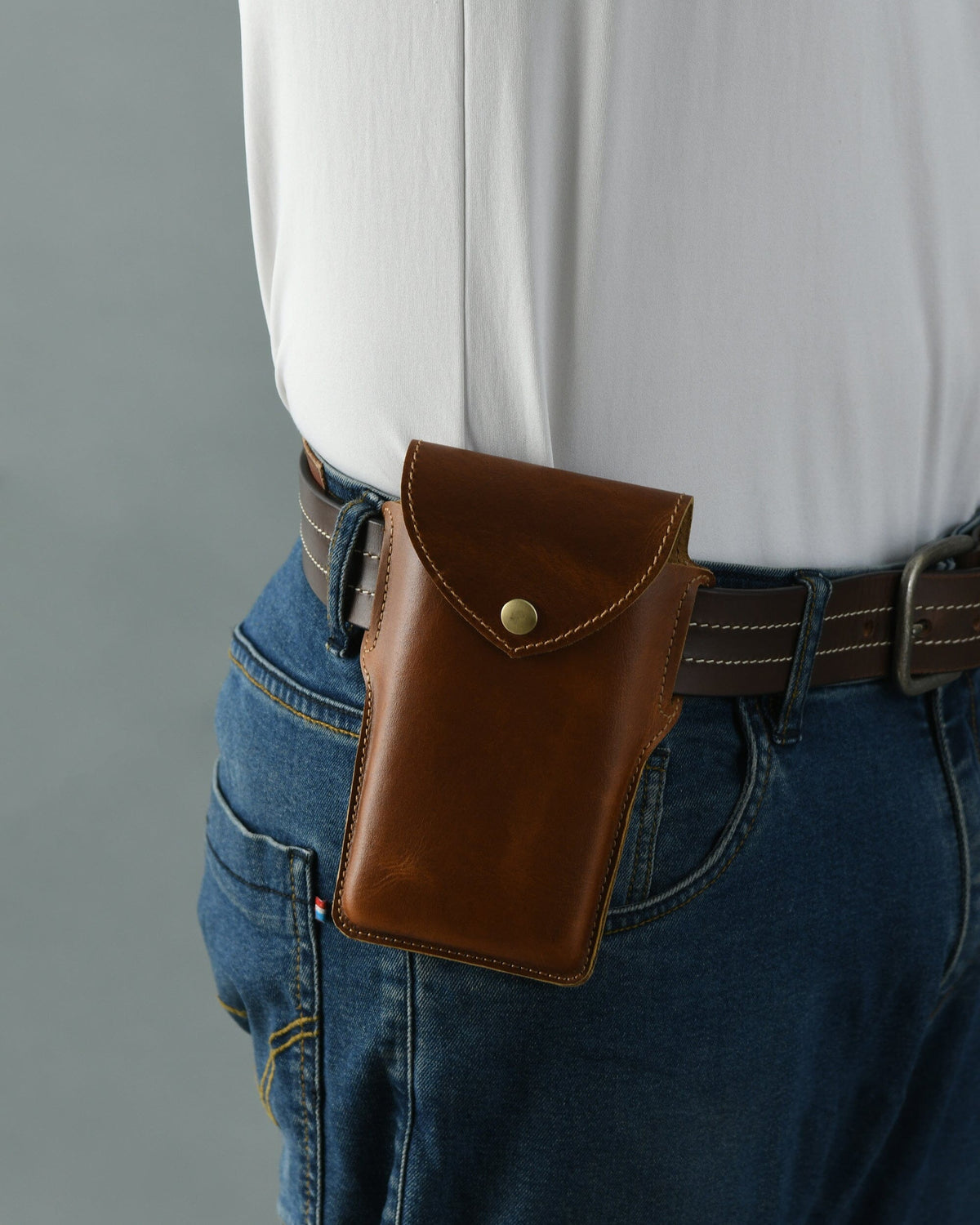 Classy Leather Bags Mobile Holster Case- Tan Brown - AVBL MRKT (2)